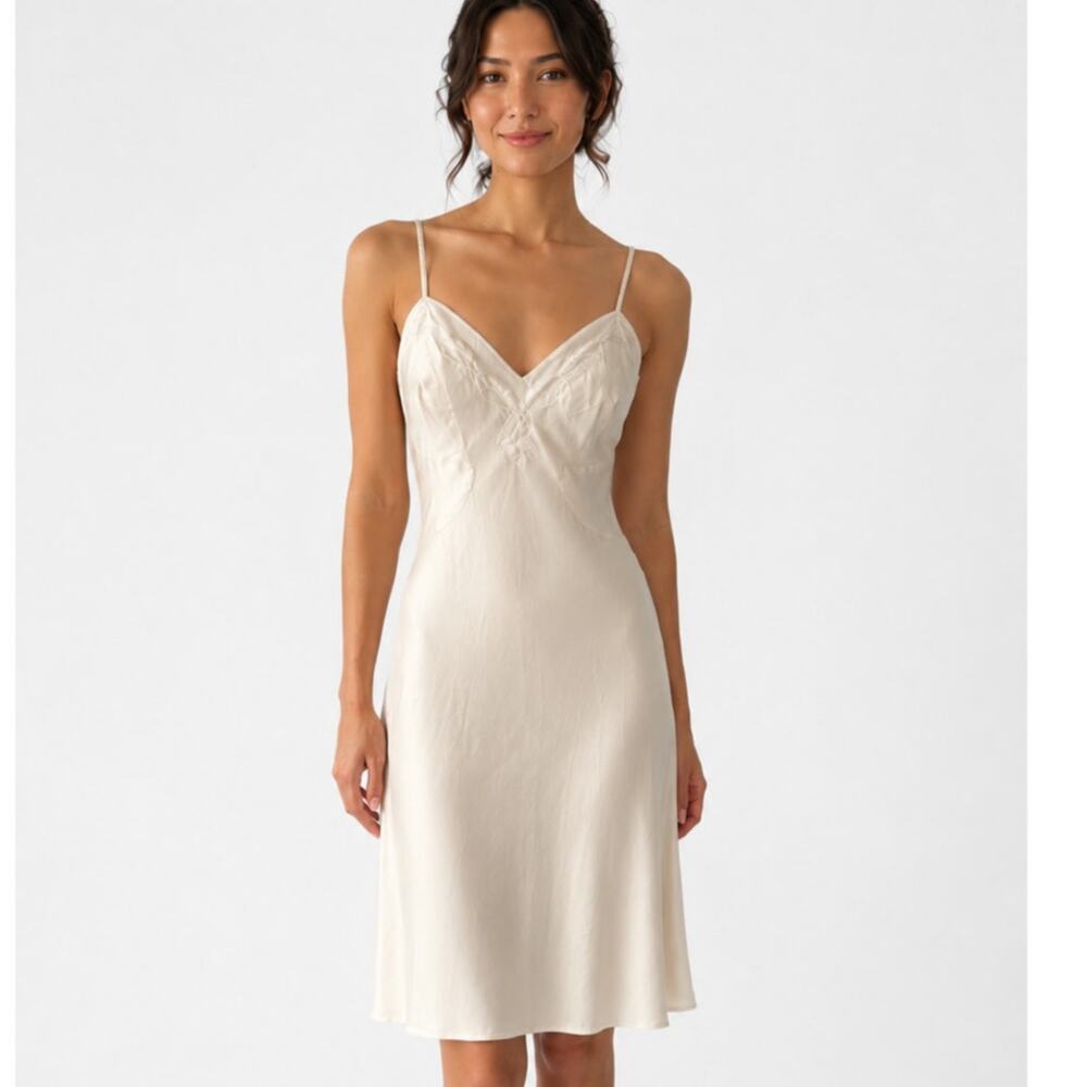 Vintage 1960s Barbizon Embrace Full Slip Off White Size Small Lingerie